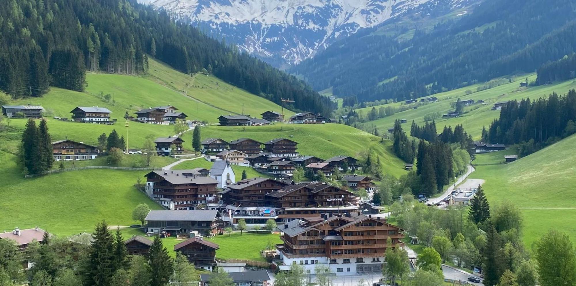 Ferienwohnung Haus Hislop Inneralpbach Exterior foto