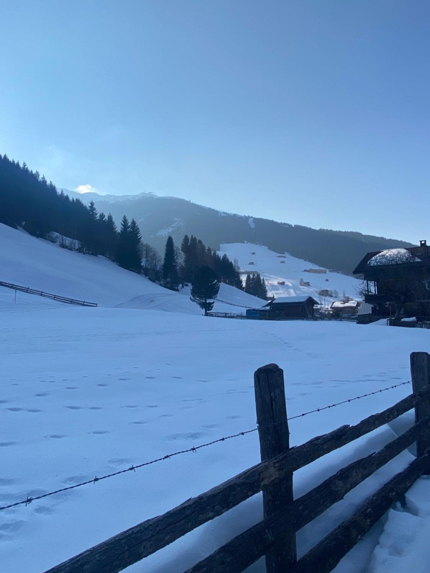 Ferienwohnung Haus Hislop Inneralpbach Exterior foto